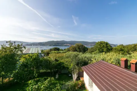 Casa en Camino Laranxo, 26