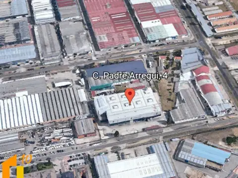 Nave industrial en calle del Padre Arregui