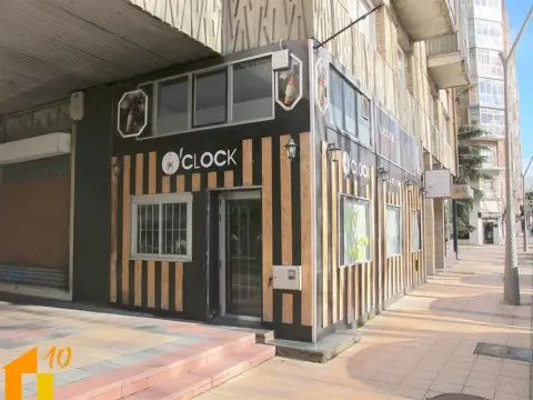Local comercial en Avenida del Arlanzón