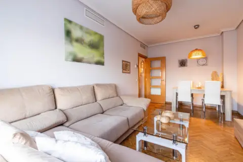 Piso en calle de Vicente Gaos