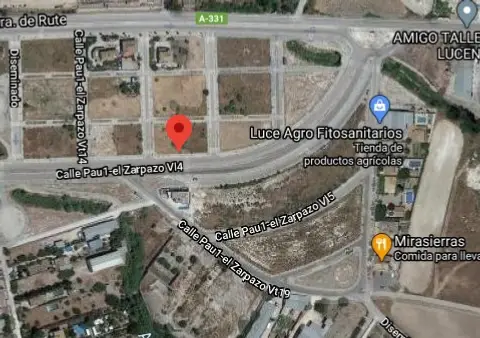 Terreno en Avenida Medio Ambiente, 17