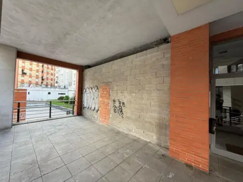 Local comercial en calle de San Vicente