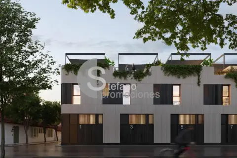 Casa adosada en Viviendas Unifamiliares Adosadas de Hasta 360 M² Con Patios y Terrazas Privadas