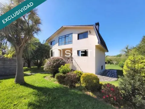 Casa unifamiliar en Alcabre-Navia-Comesaña