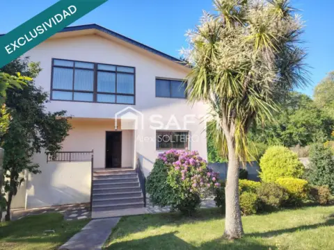 Casa unifamiliar en Alcabre-Navia-Comesaña