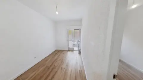 Piso en Palomeras Bajas