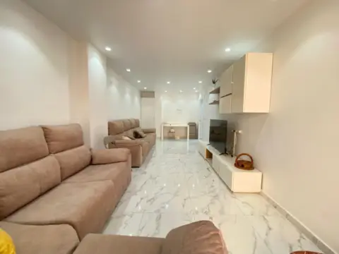 Piso en calle de Pedreguer, 5