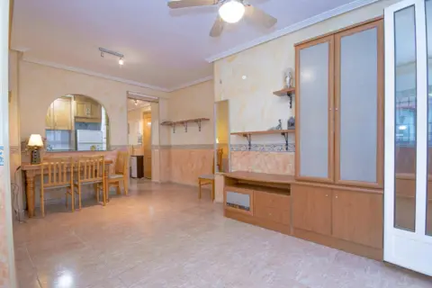 Apartamento en calle de la Corbeta, 5