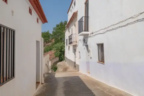 Casa adosada en calle Dr Jimenez Acosta