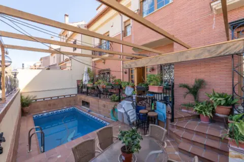 Casa en calle Castoreño