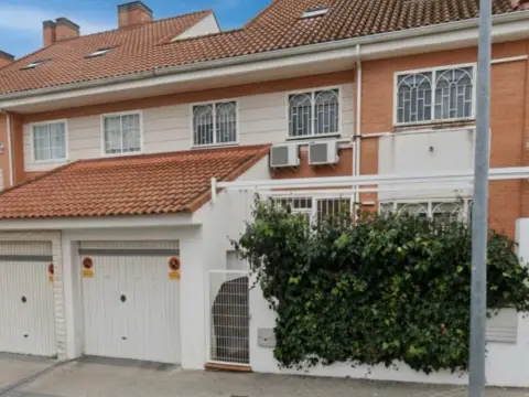 Casa adosada en Reston