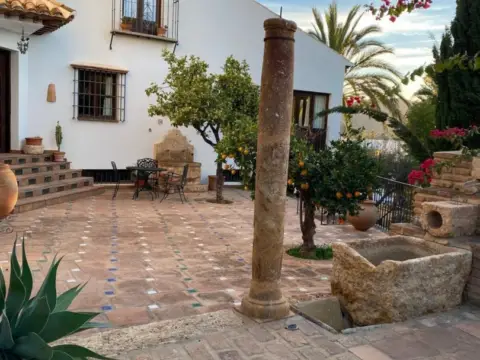 Chalet en calle Gardenias