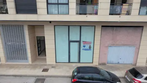 Local comercial en Área de Pego