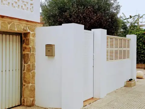 Chalet en 1A Linea de Playa