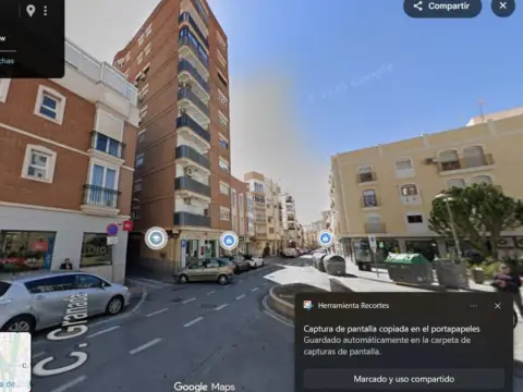 Piso en calle Granada, 80