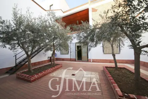 Casa en calle Alfonso Xii y calle Nueva
