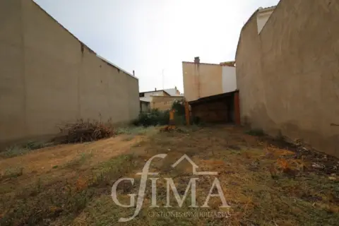 Terreno en Avda. Antonio Huertas