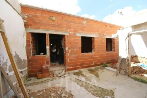 Terreno en calle Doña Crisanta