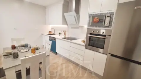 Casa adosada en calle Guarnicioneros