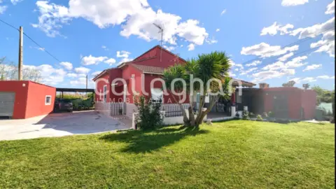 Chalet en calle Polígono 26 Parcela 3