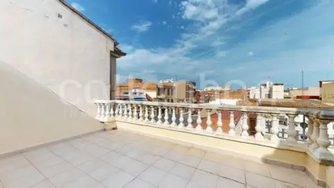Casa adosada en Carrer del Marquès del Túria