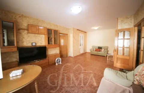 Casa en Glorieta Mª Cristina