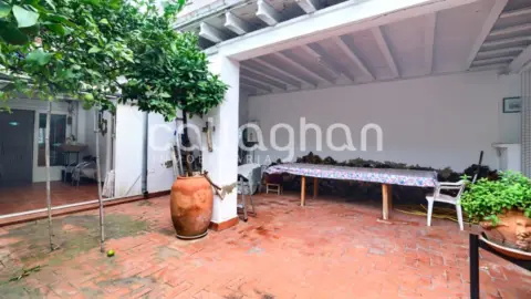 Casa adosada en Carrer de Sant Vicent