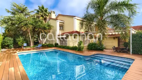 Chalet en Colinas de San Antonio