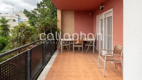 Casa pareada en Carrer de les Germanies