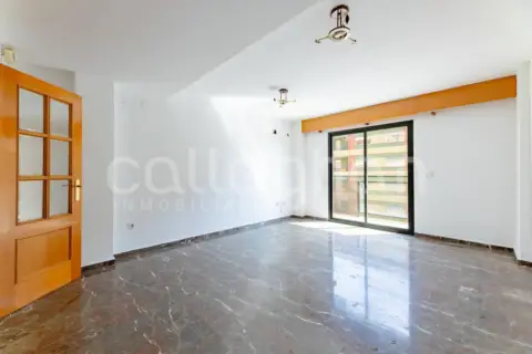 Piso en Carrer del Archiduque Carlos