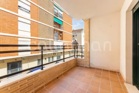 Piso en Avenida del Mosén Sorribes