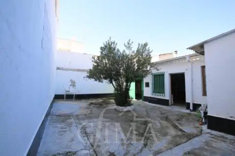 Casa en calle Doña Crisanta