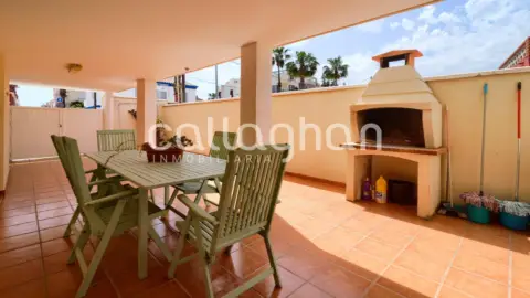 Casa pareada en Carrer del Cerezo