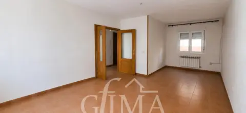 Casa adosada en calle Socuellamos in Tomelloso · Tomelloso
