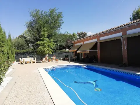 Chalet en Ctra. Alavesa