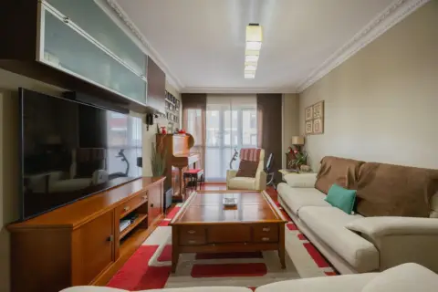 Piso en calle Bidea Aldaieta