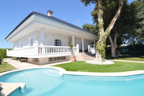 Chalet en calle de Jorge Manrique