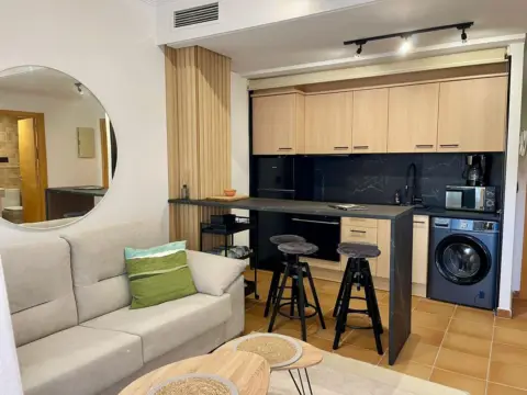 Apartamento en calle Jazmín