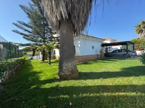 Chalet en Nuevo Portil
