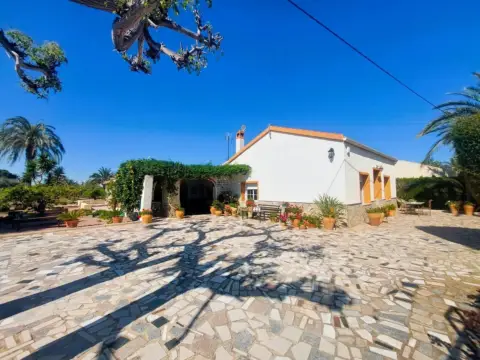 Finca rústica en La Marina