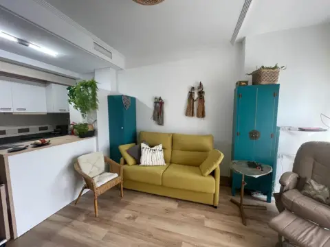 Apartamento en calle Jazmín