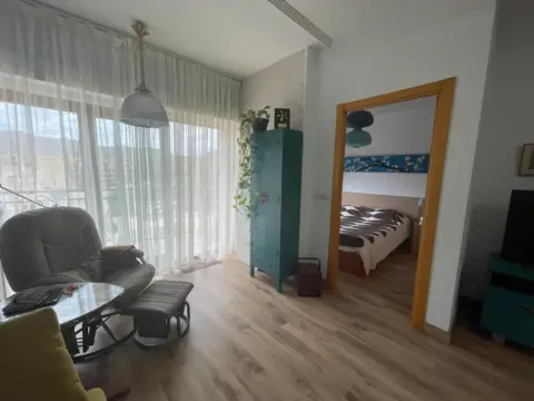 Apartamento en calle Jazmín