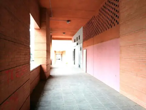 Local comercial en Parque Huelva Empresarial