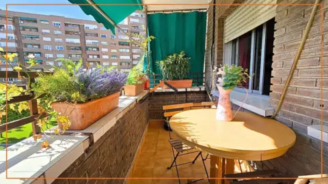 Piso en calle de Carlos y Guillermo Fernández Shaw