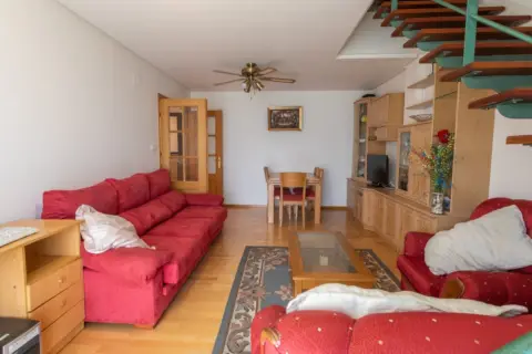 Dúplex en calle 32870, nº 65