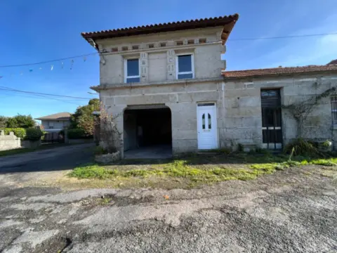 House in Carretera de Piñeira de Arcos, 56