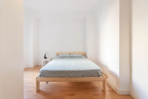 Habitación en calle Fco Montero Perez