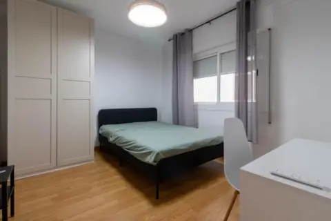 Habitación en Avenida de Alcoy