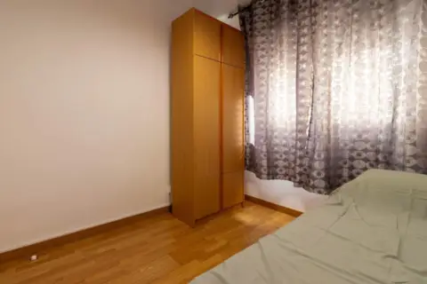 Habitación en Avenida de Alcoy