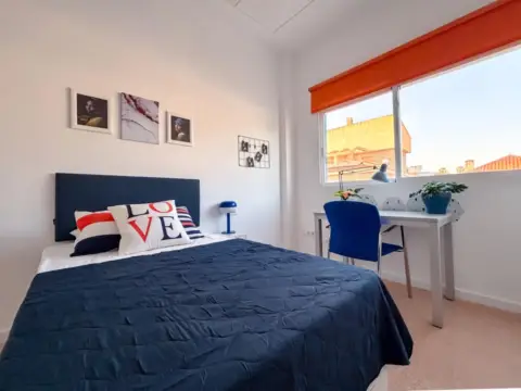 Habitación en calle Río Duero